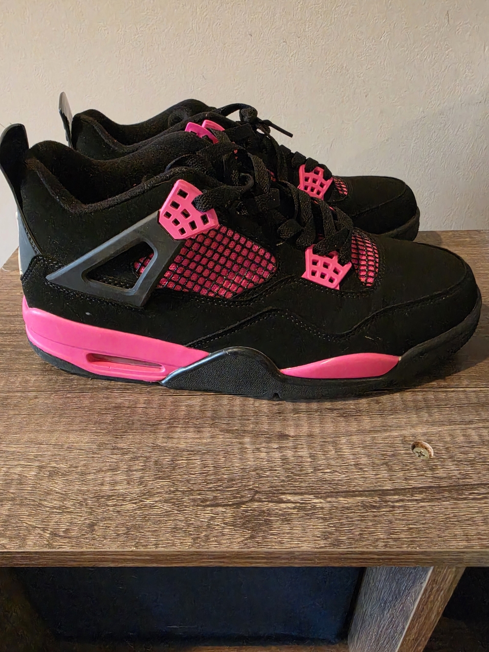 Pink Thunder Jordans 10 - Picture 3 of 9